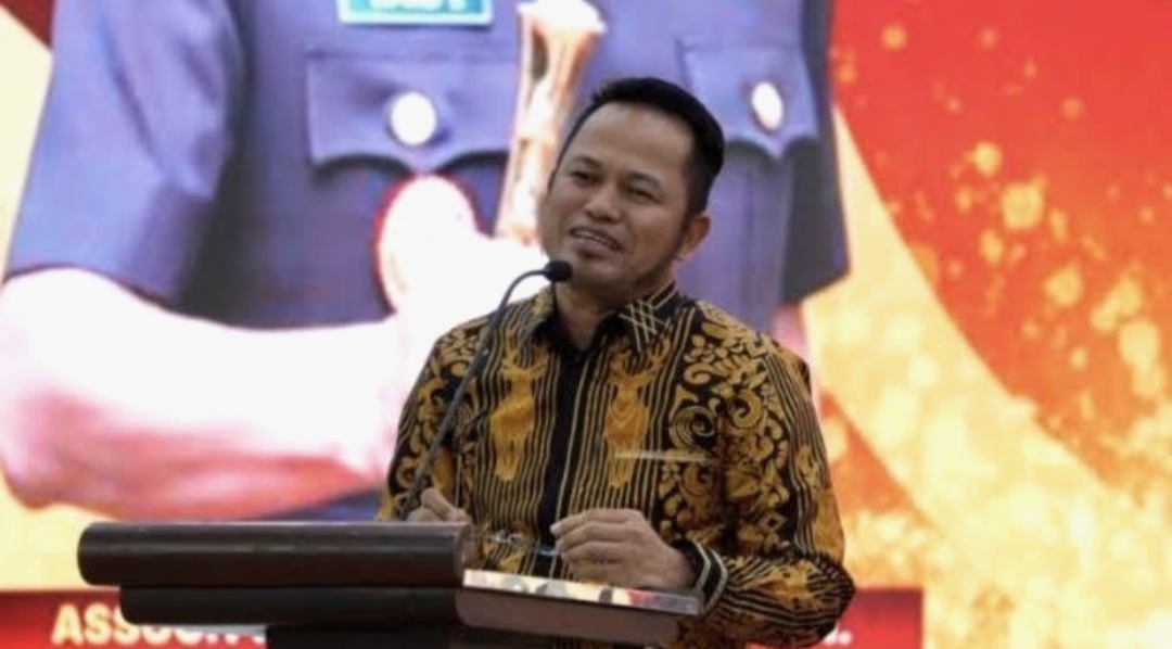 Pemprov Kaltim-Bulog salurkan 62 ton beras atasi rawan pangan di Mahulu Samarinda.